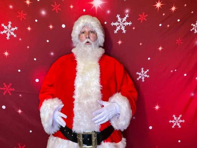 Gallery photo 9 of Capital City Santa