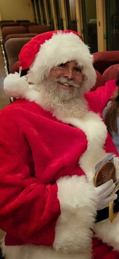 Gallery photo 5 of Capital City Santa