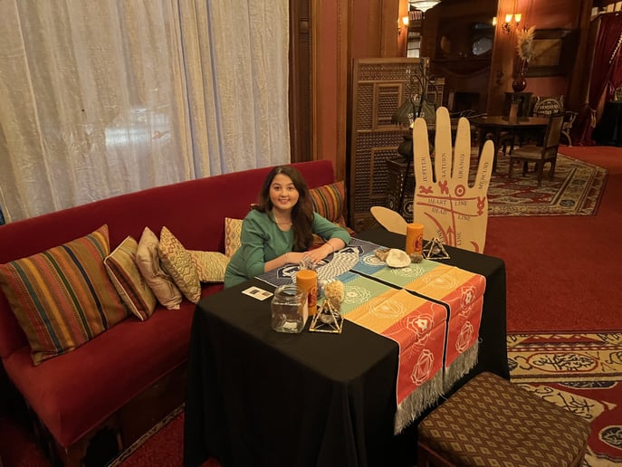 Gallery photo 1 of Silverlake Psychic