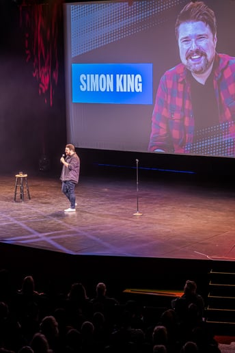 Gallery photo 3 of Simon King