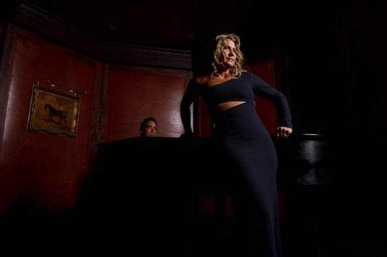 Gallery photo 4 of Simone With Piano