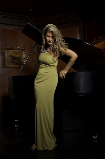 Gallery photo 6 of Simone With Piano