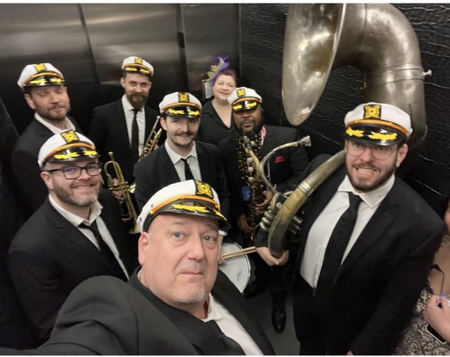 Gallery photo 1 of Simonsezbrass