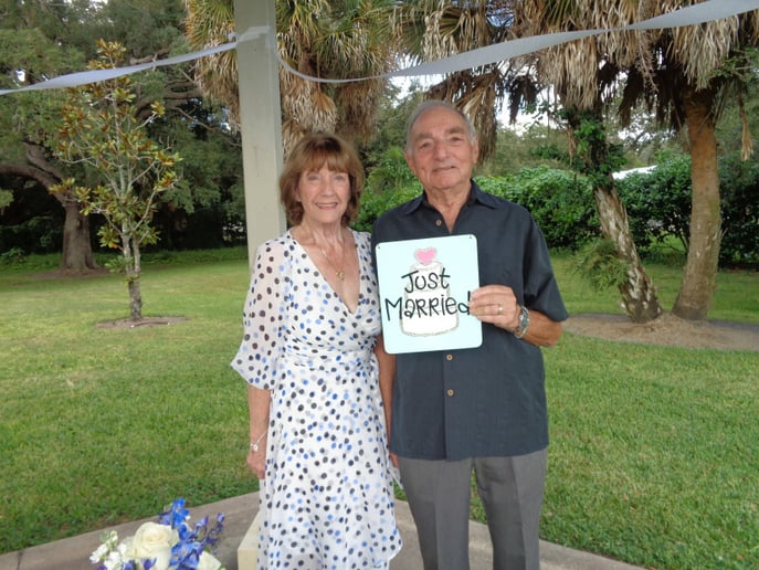 Gallery photo 3 of Simple Seaside Ceremonies