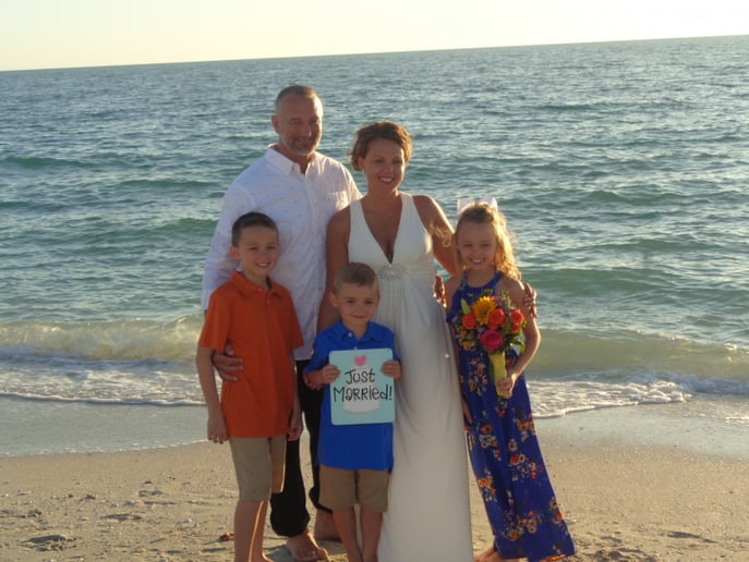 Gallery photo 5 of Simple Seaside Ceremonies