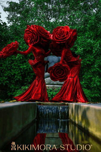 Gallery photo 2 of Simply Artsy Roses