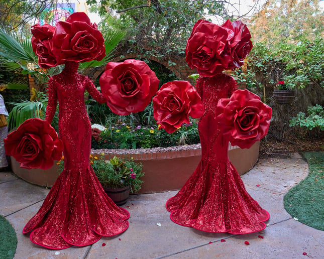 Gallery photo 7 of Simply Artsy Roses