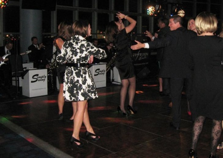 Gallery photo 3 of Simply Swing
