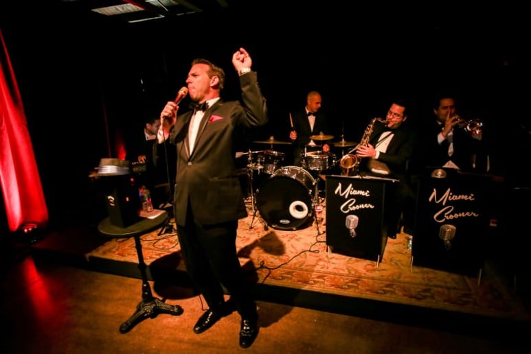 Gallery photo 3 of Miami Crooner