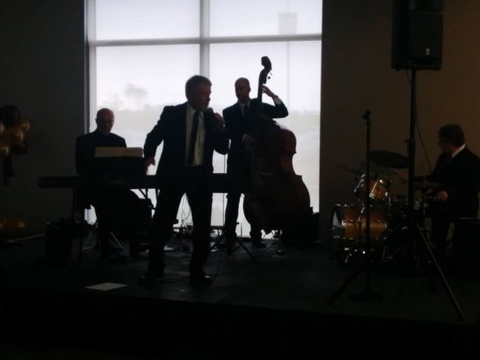 Gallery photo 3 of Sinatra/Great American Song Book Tribute