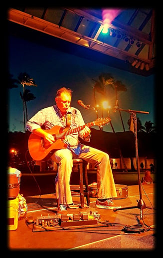 Gallery photo 8 of Randall Rospond: Singer Guitarist