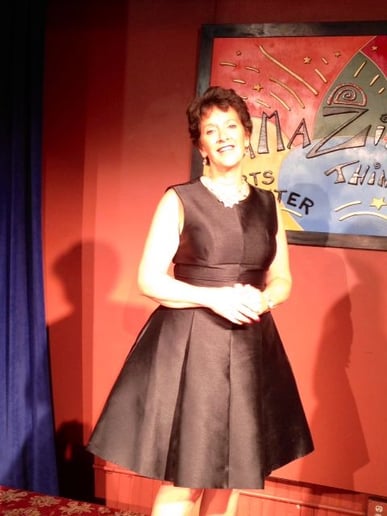 Gallery photo 2 of Liz Young Sings