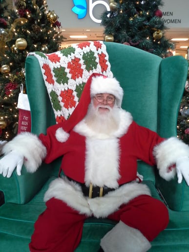 Gallery photo 13 of Singing Santa of the South