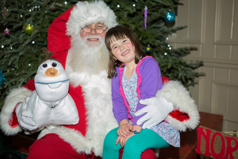 Gallery photo 18 of Singing Santa of the South
