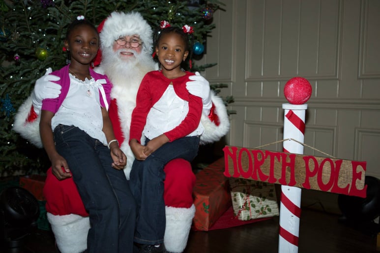 Gallery photo 19 of Singing Santa of the South