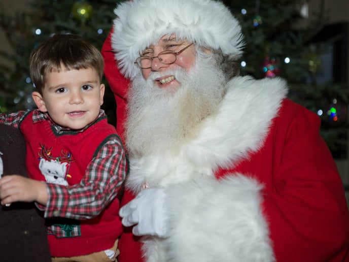 Gallery photo 21 of Singing Santa of the South