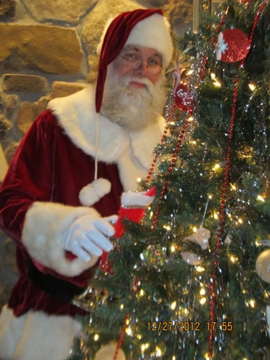 Gallery photo 16 of Singing Santa of the South