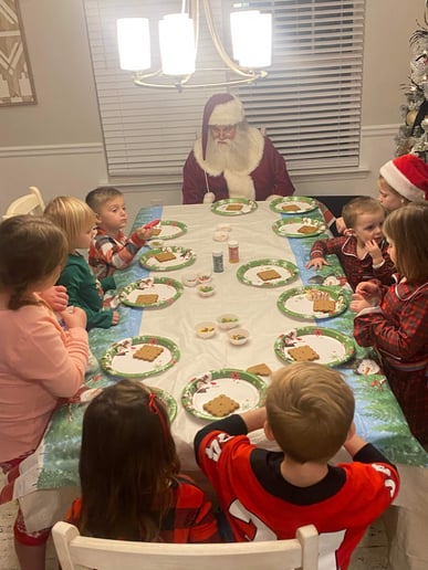Gallery photo 24 of Singing Santa of the South