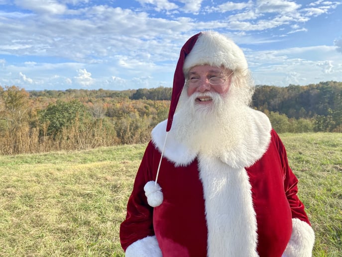 Gallery photo 4 of Singing Santa of the South