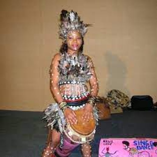 Gallery photo 1 of Singo Dance troupe