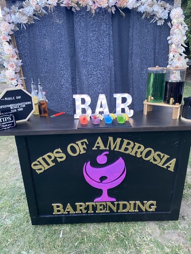 Gallery photo 3 of Sips Of Ambrosia Bartending