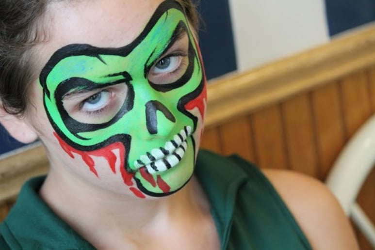 Gallery photo 3 of Sister Act Face Painting