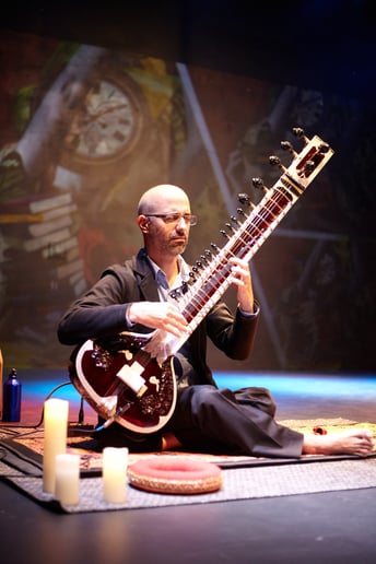 Gallery photo 1 of Arsenio Diaz - Sitar Music