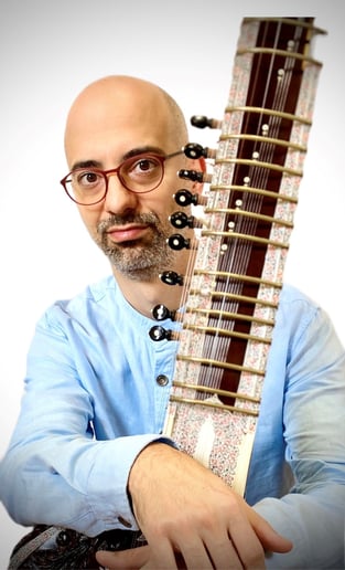 Gallery photo 3 of Arsenio Diaz - Sitar Music