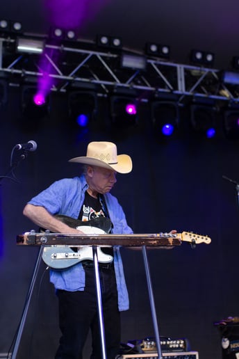 Gallery photo 9 of Six Sons of a Gun