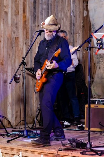 Gallery photo 16 of Six Sons of a Gun