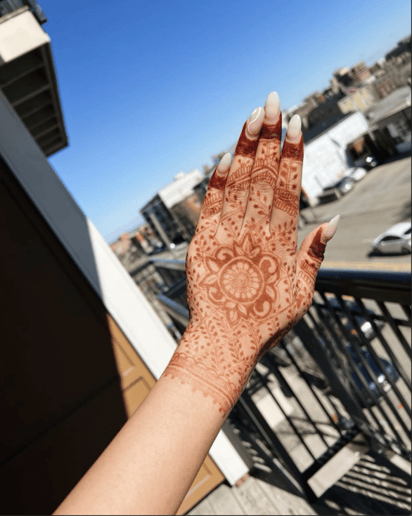 Gallery photo 4 of SK Henna