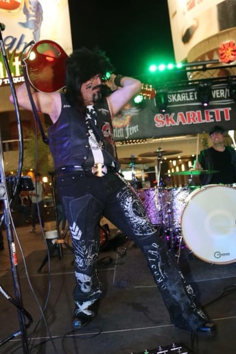 Gallery photo 5 of Skarlett Fever Band
