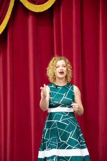 Gallery photo 4 of Sky-High Keynotes and Performances