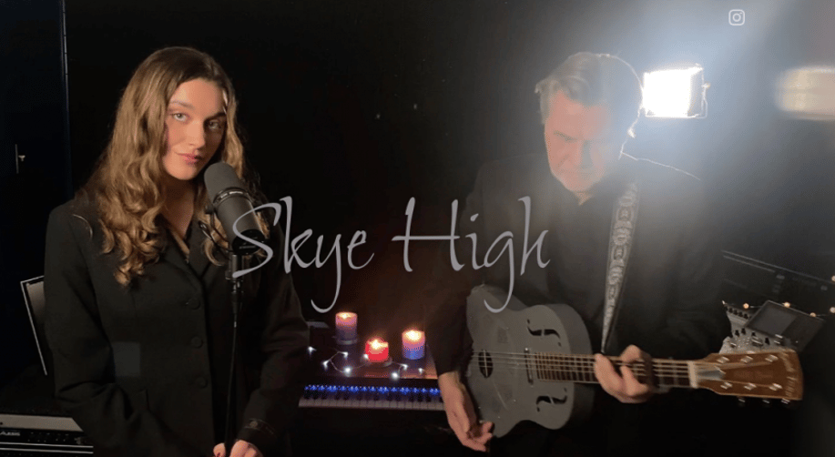 Gallery photo 1 of SkyeHigh Live