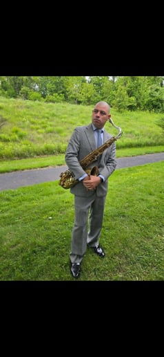 Gallery photo 3 of Skyline Sax