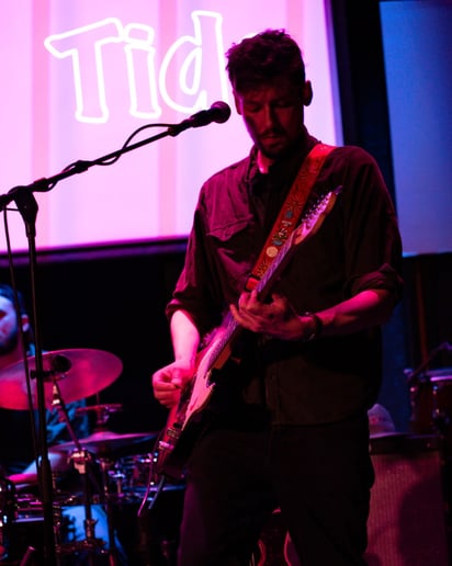 Gallery photo 9 of Slack Tide