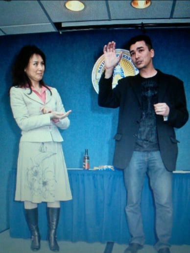 Gallery photo 5 of Sleight of Hand Artist Allen Cleveland