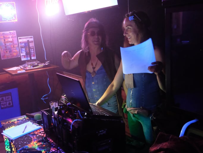 Gallery photo 9 of sloKaraoke