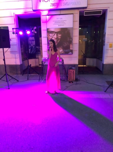 Gallery photo 2 of Slovene, Croatian and English Music ❤️🎤