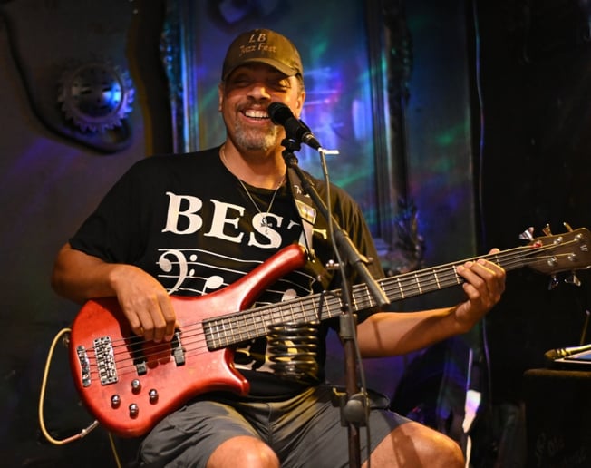 Gallery photo 8 of Sly Geralds Band
