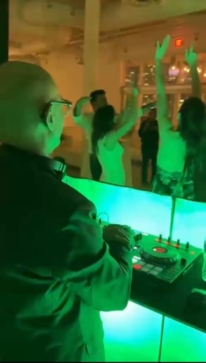 Gallery photo 9 of SM Creative Best DJ Service