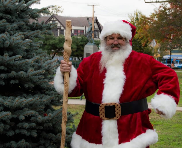 Gallery photo 9 of Smart Car Santa