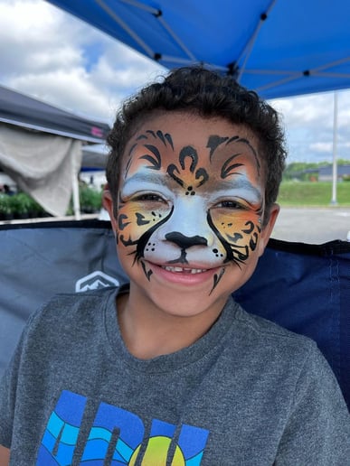 Gallery photo 14 of Smiley Face Painting & Ballon Decor