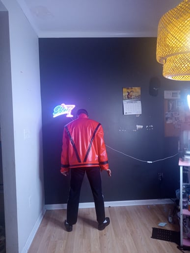 Gallery photo 2 of MJjrjr