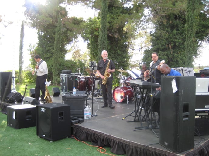 Gallery photo 1 of Smooth Jazz For HG