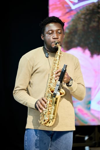 Gallery photo 2 of Smooth Serenade