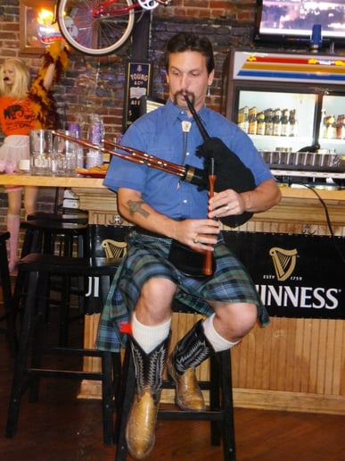 Gallery photo 6 of SMTX Bagpiper