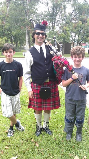 Gallery photo 4 of SMTX Bagpiper