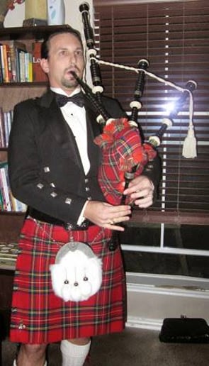 Gallery photo 3 of SMTX Bagpiper