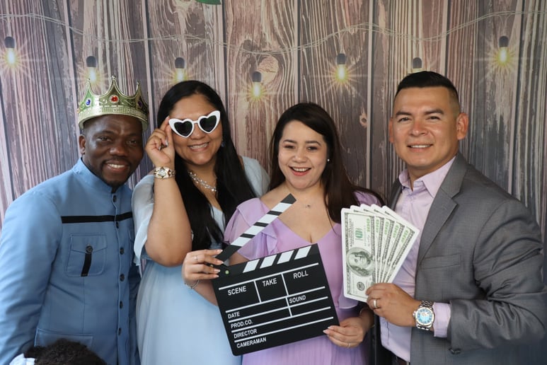 Gallery photo 1 of Snap and Sparkle Photo Booth